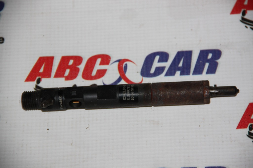 Injector Renault Clio 3 2005-2009 1.5 DCI cod: EJBR05102D