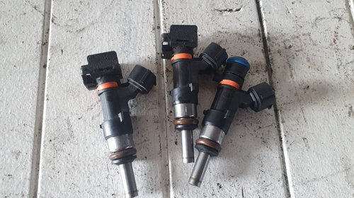 Injector Renault Clio 4 0.9 TCE H4B408 a