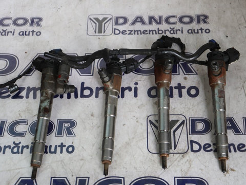 Injector Renault Dacia 1.5 dci EURO6 cod 0445110800 H8201636333