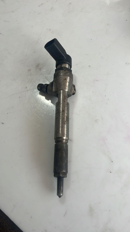 Injector renault megane 2 1.5 dci cod h8200294788 8200380253
