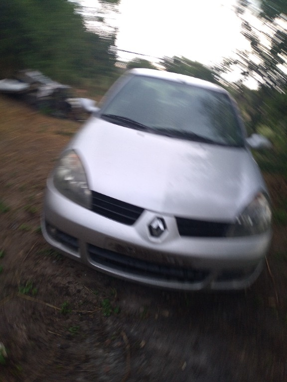 Injector Renault Symbol 2008 berllina 1.5 dci