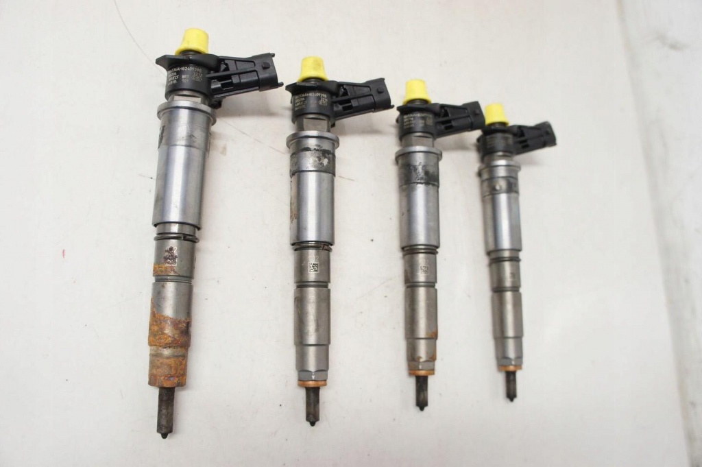 Injector Renault Trafic 2.0 dci 0445115007
