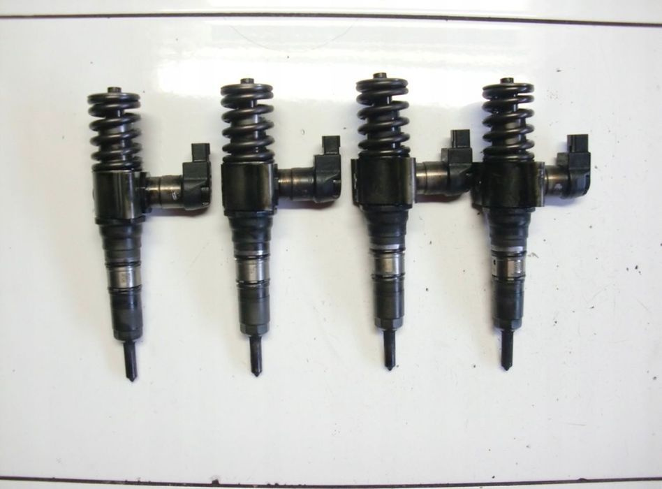 Injector Seat Leon 2.0 TDI 170 CP cod 03G130073T