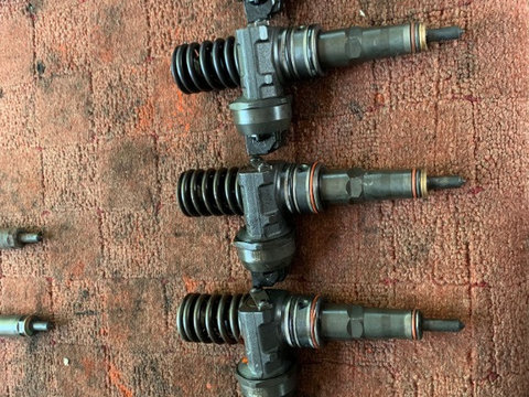 Injector Skoda Fabia 1.9 TDI cod injectoare : 0414720037