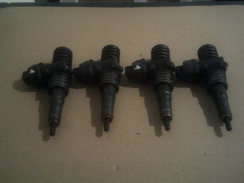 Injector Skoda Octavia 2, VW Passat B6, 2.0tdi, motor BMM, 038130073BQ, 0414720312