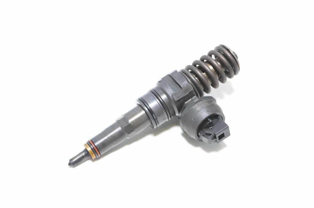 Injector Skoda Octavia II Combi 2006/07-2010/05 2.0 TDi 4x4 103KW 140CP Cod 038130073BQ