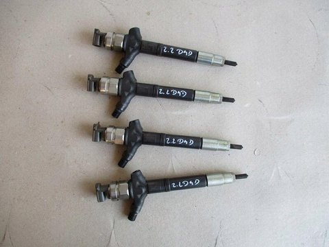 Injector Toyota Avensis 2.0 D4D 23670-0R020