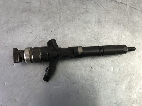 Injector Toyota Hilux Double Cab 3.0 D-4D 4x4 Manual, 171cp sedan 2010 (2367030400)