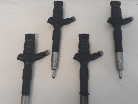 Injector Toyota Land Cruiser Hilux 3.0 D euro 5 23670-30170 23670 30170 2367030170 2011 2012 2013 2014