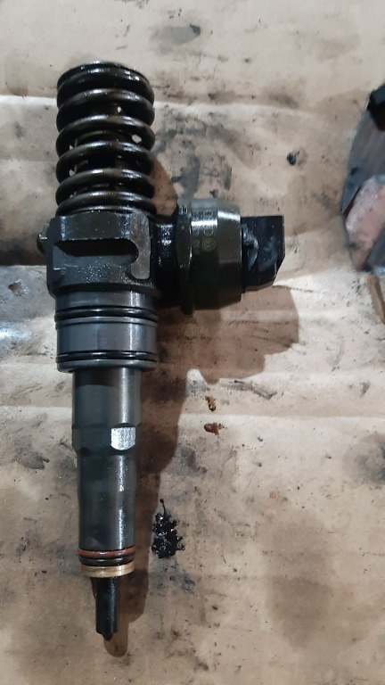 Injector, Volkswagen Caddy , cod: 0414720312