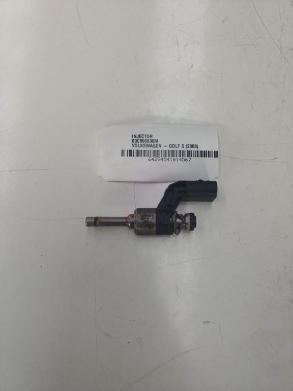 Injector Volkswagen Golf 5 (1k1) an [2004-2009] Cax 1.4 benzina cod piesa 03c906036m