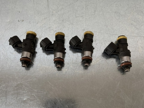 Injector Volkswagen Passat B7 Variant 1.4 TSI EcoFuel DSG Automat, 150cp sedan 2013 (3C906039A)