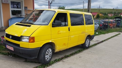 Injector Volkswagen TRANSPORTER 1991 BUS