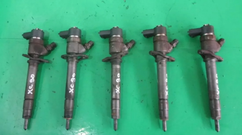 Injector volvo s60 s80 v70 xc70 xc90 2.4 d 0445110078 8658352 2000-2014