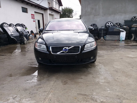 Injector Volvo S80 2008 limousina 2.4d