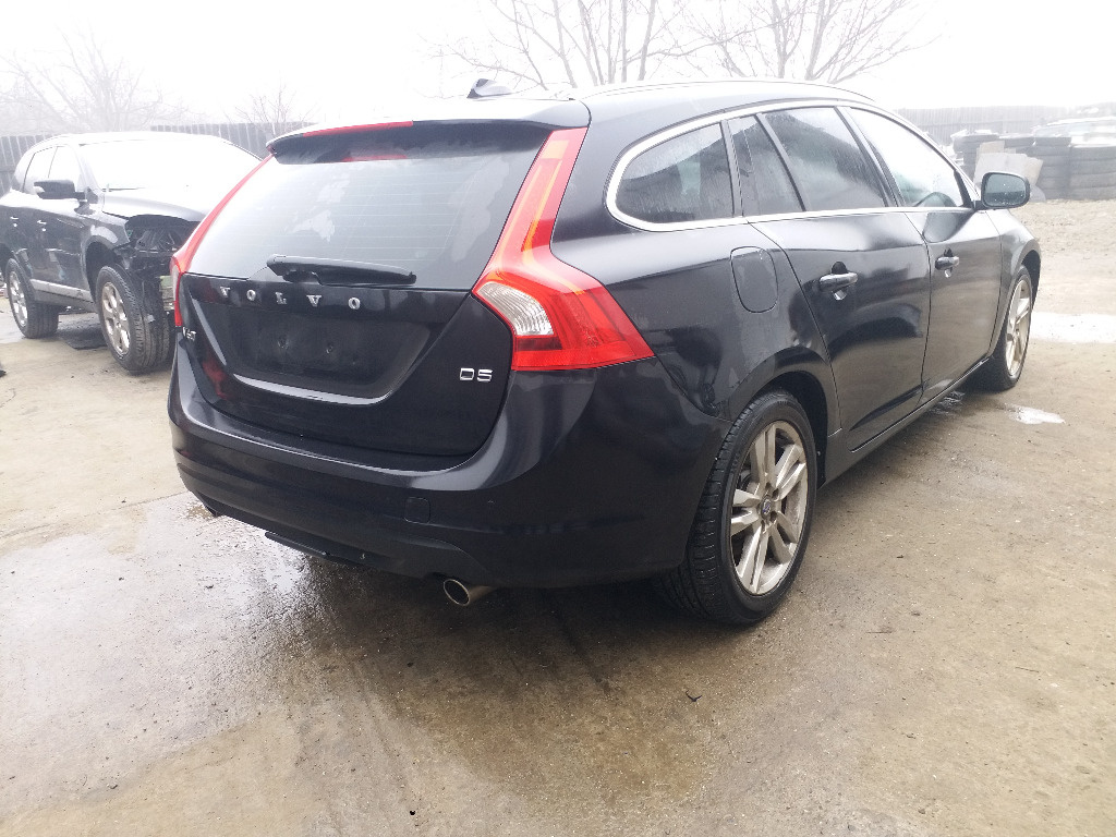 Injector Volvo V60 2012 Break Diesel