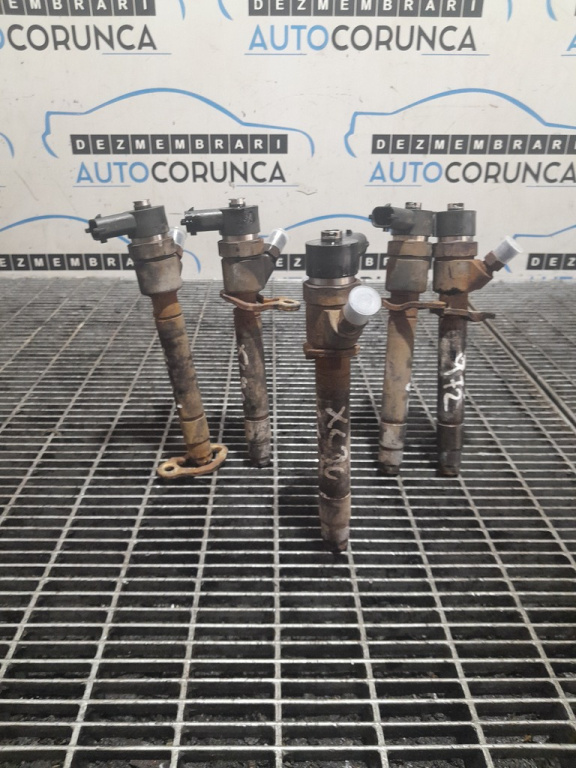 Injector Volvo XC90 Facelift 2002 - 2006 0445110251