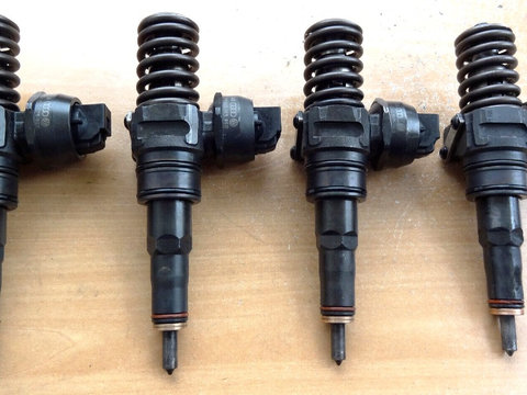 Injector VW Golf IV Hatchback (1J1) 1.9 TDI 101 CP cod: 038130073AG