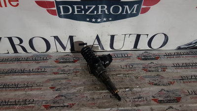 Injector VW Passat B6 1.9 TDi 105cp BLS cod piesa 