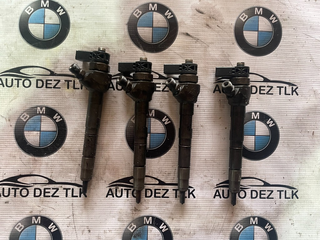 Injector VW Passat B7 2.0 CFF 03l130277j