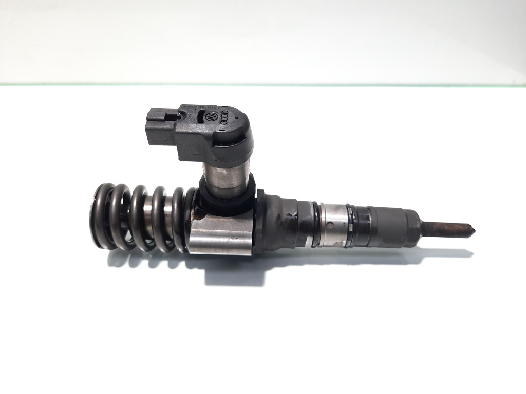 Injector, Vw Touran (1T1, 1T2) [Fabr 2003-2010] 2.0 tdi, 03G130073T (pr:110747)