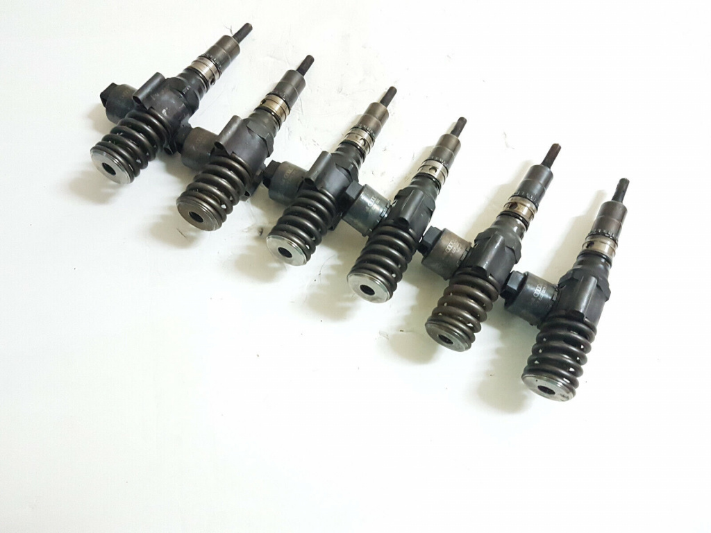 Injector VW Touran 2003/08-2010/05 2.0 TDI 16V 103KW 140CP Cod 03G130073G