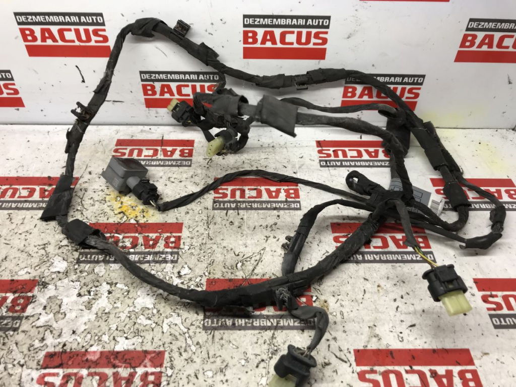 Instalatie cablaj senzori parcare fata BMW seria 5