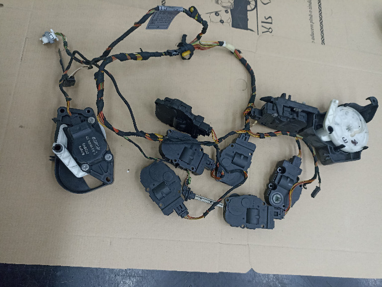 INSTALATIE ELECTRICA + Motoras ACTUATOR AEROTERMA BMW E90 E91 2005 2006 2007 2008 2009 2010 2011