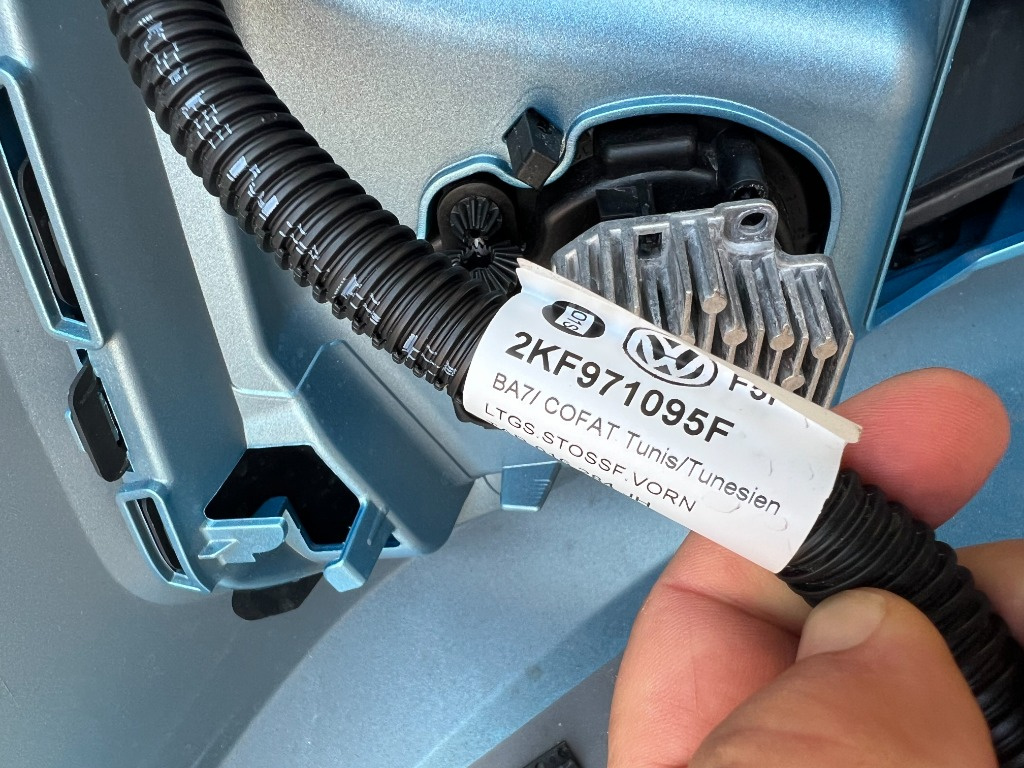 Instalatie senzori parcare bara fata VW Caddy Ford