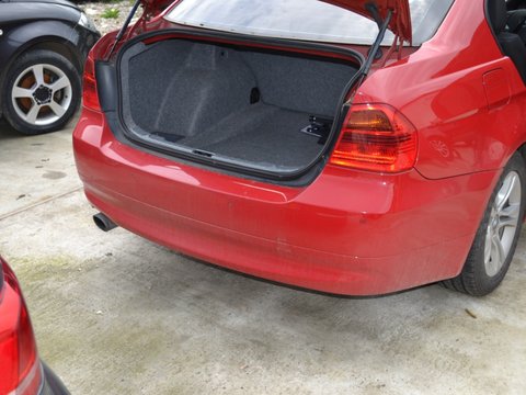 INTARITURA BARA SPATE BMW 318i 2008