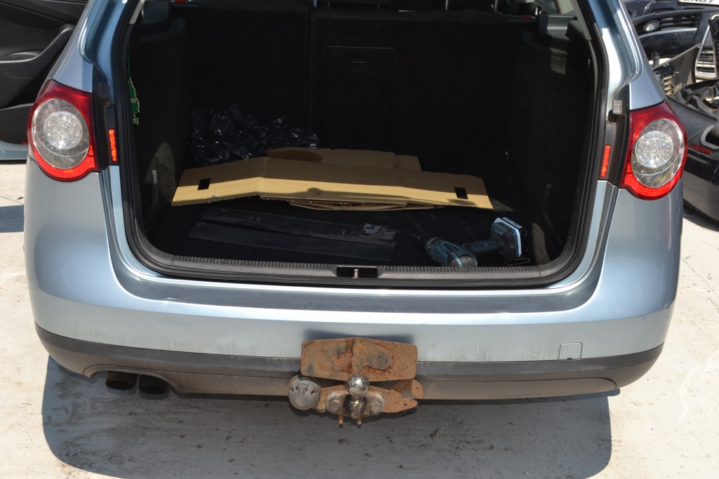 INTARITURA BARA SPATE VW PASSAT B6 2.0 TDI 140 CP BREAK