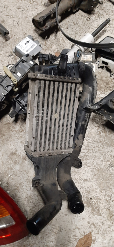 Intercooler astra g 1.7 cdti se pot oferi poze suplimentare