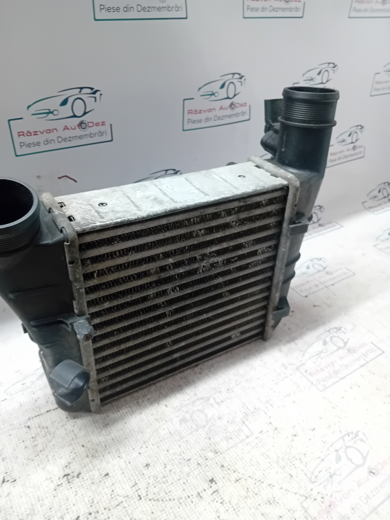 Intercooler Audi A4 B7 2007, 8E0145805AA / 3229440