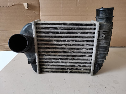 Intercooler Audi A6 C6. 4F0145805AC