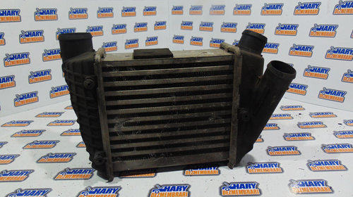 Intercooler avand codul original -8E0145