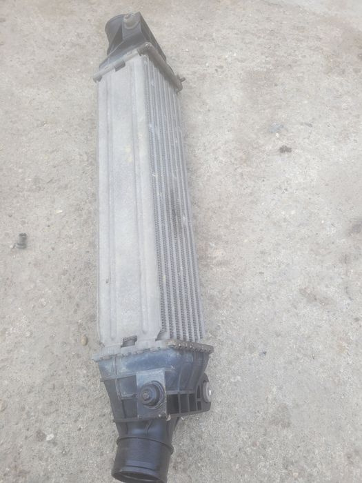 Intercooler FORD MONDEO III limuzina B4Y VALEO 817