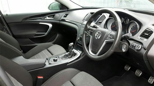 Intercooler Opel Insignia A 2011 Sedan 2