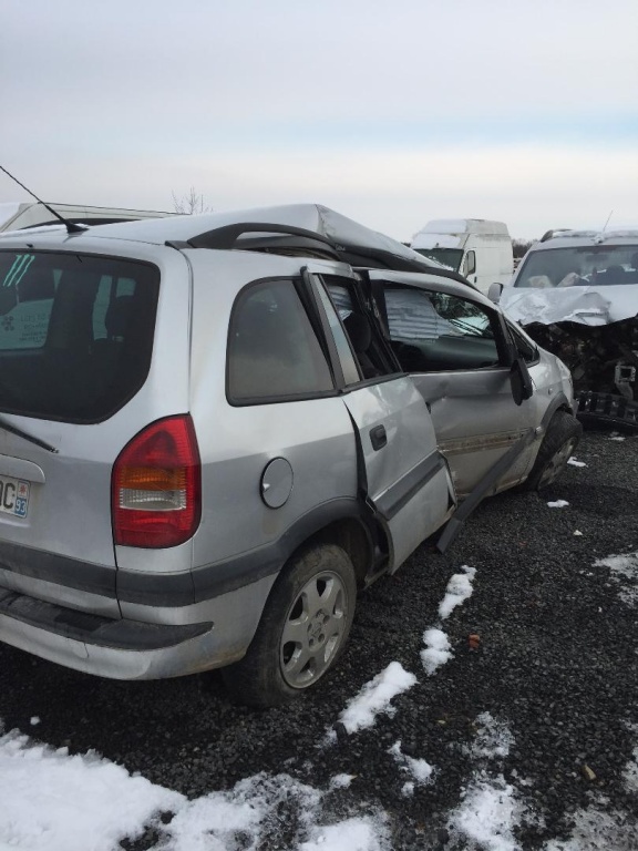 Intercooler Opel Zafira 2002 A 2.0 dti