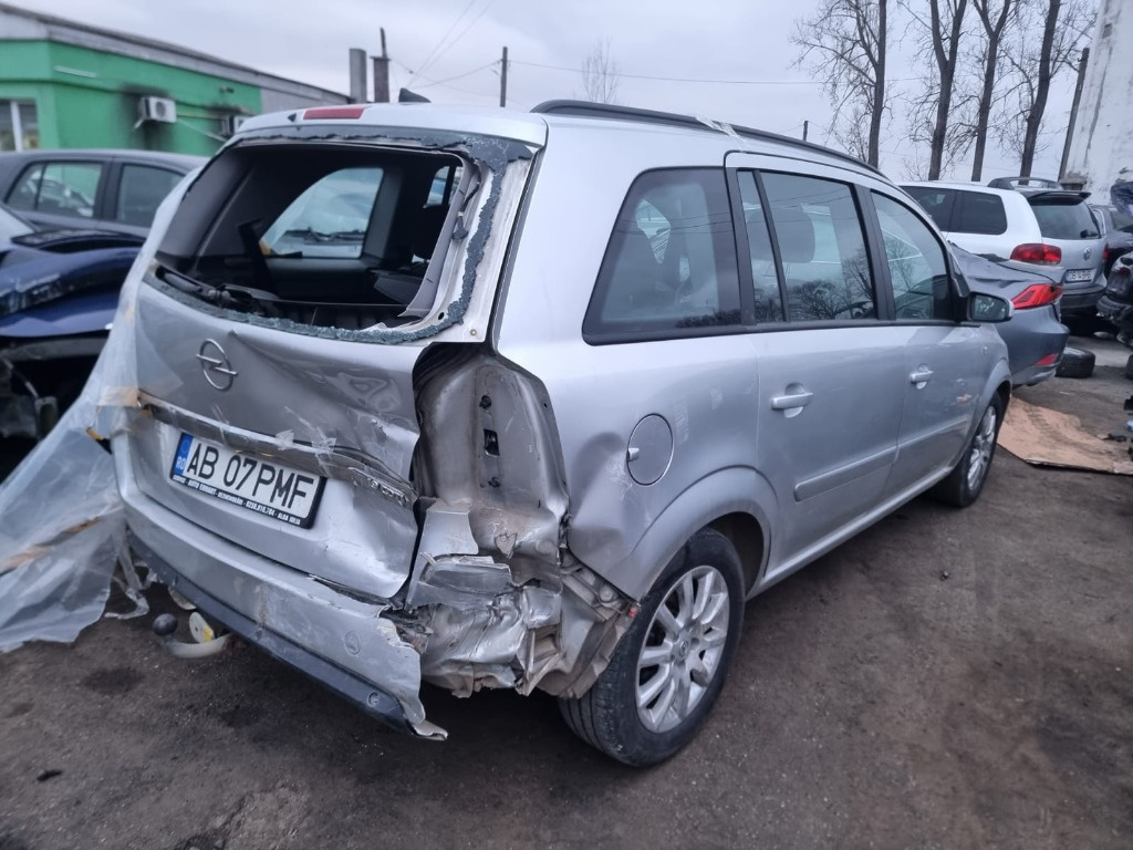 Intercooler Opel Zafira B 2007 monovolum