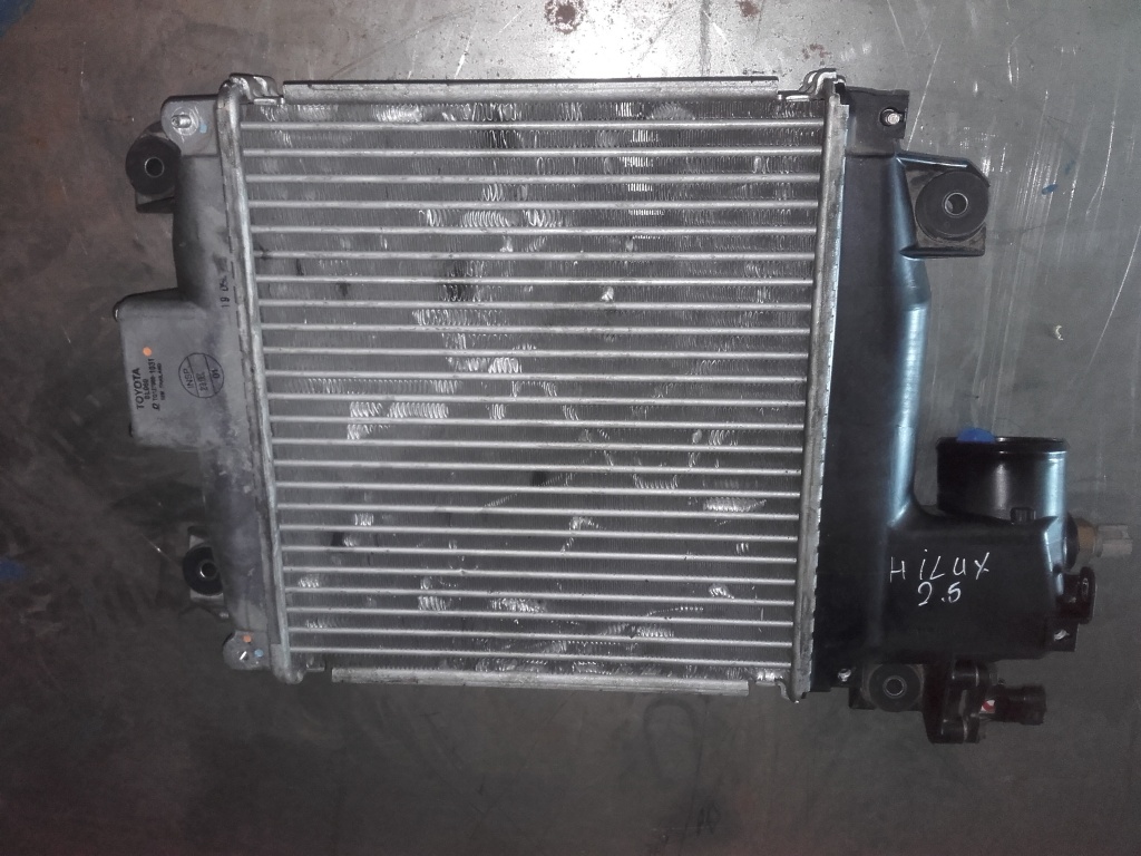 Intercooler Toyota HILUX 2.5D 3.0 D