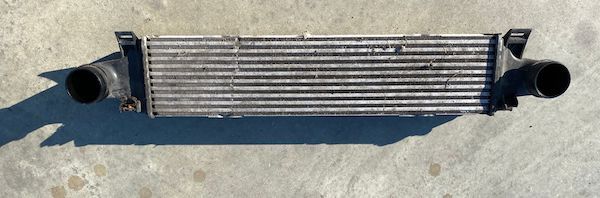 Intercooler Volvo V60 2015 31338236