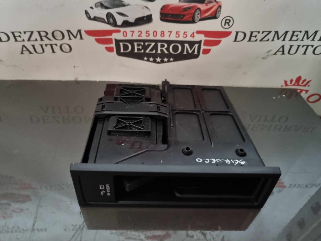 Interfata multimedia 5N0035341H VW Passat CC II
