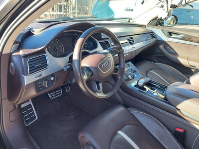 Interior Audi A8 4H scaune bancheta fete usi piele