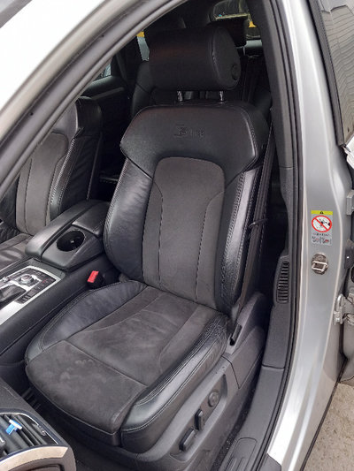 Interior Audi Q7 S-line Piele Alcantara Incalzire 