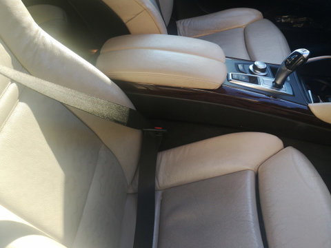 Interior bmw seria 7 f01 bej