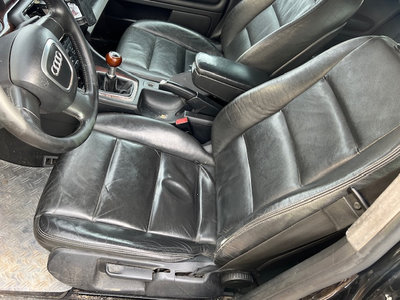 Interior complet din piele neagra Audi A4 B7 [2004