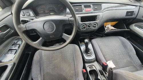 Interior complet Mitsubishi Lancer 2004 