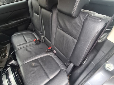 Interior complet Mitsubishi Outlander III Facelift 2015 - 2018 SUV 4 Usi