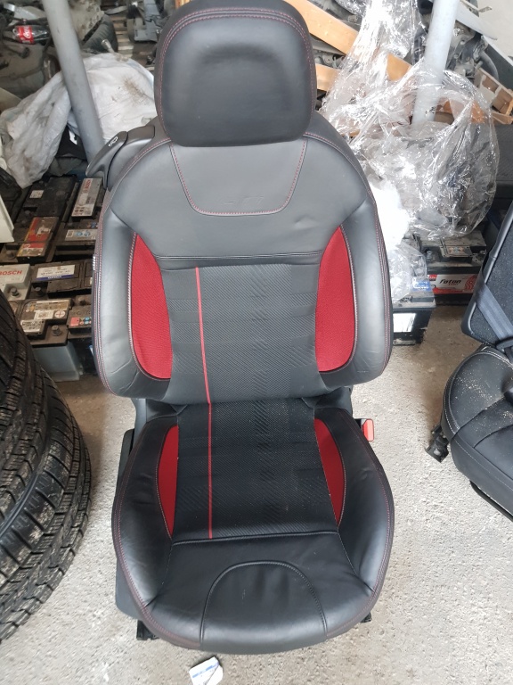 Interior complet Peugeot 208 GTI coupe 2