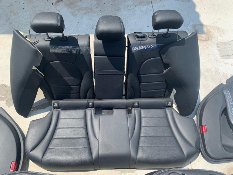 Interior complet piele neagra perforat e